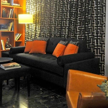 Hive Hotel Quezon City Eksteriør billede