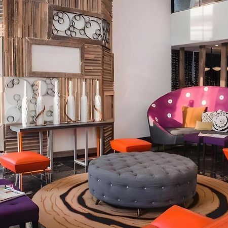 Hive Hotel Quezon City Eksteriør billede