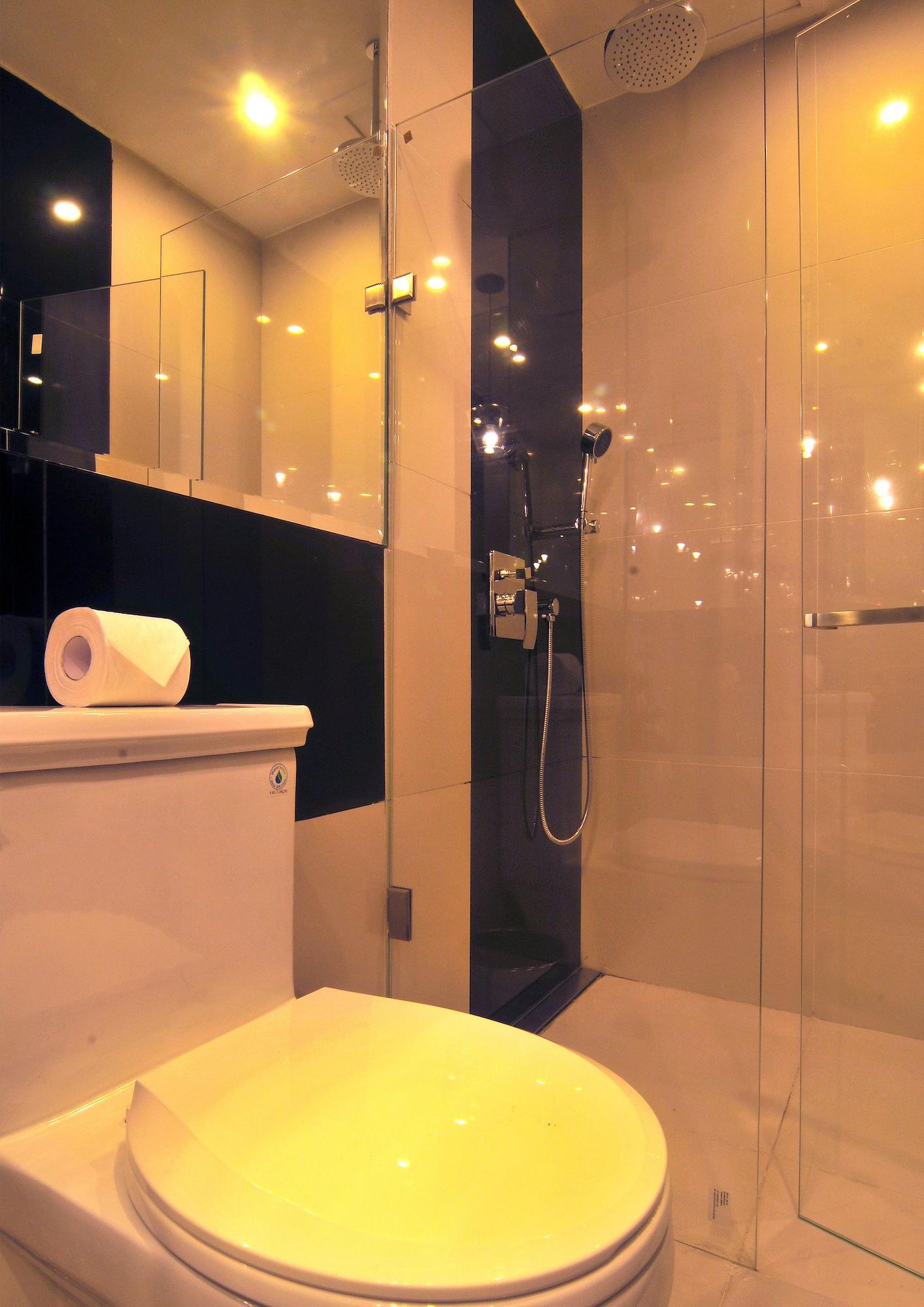 Hive Hotel Quezon City Eksteriør billede