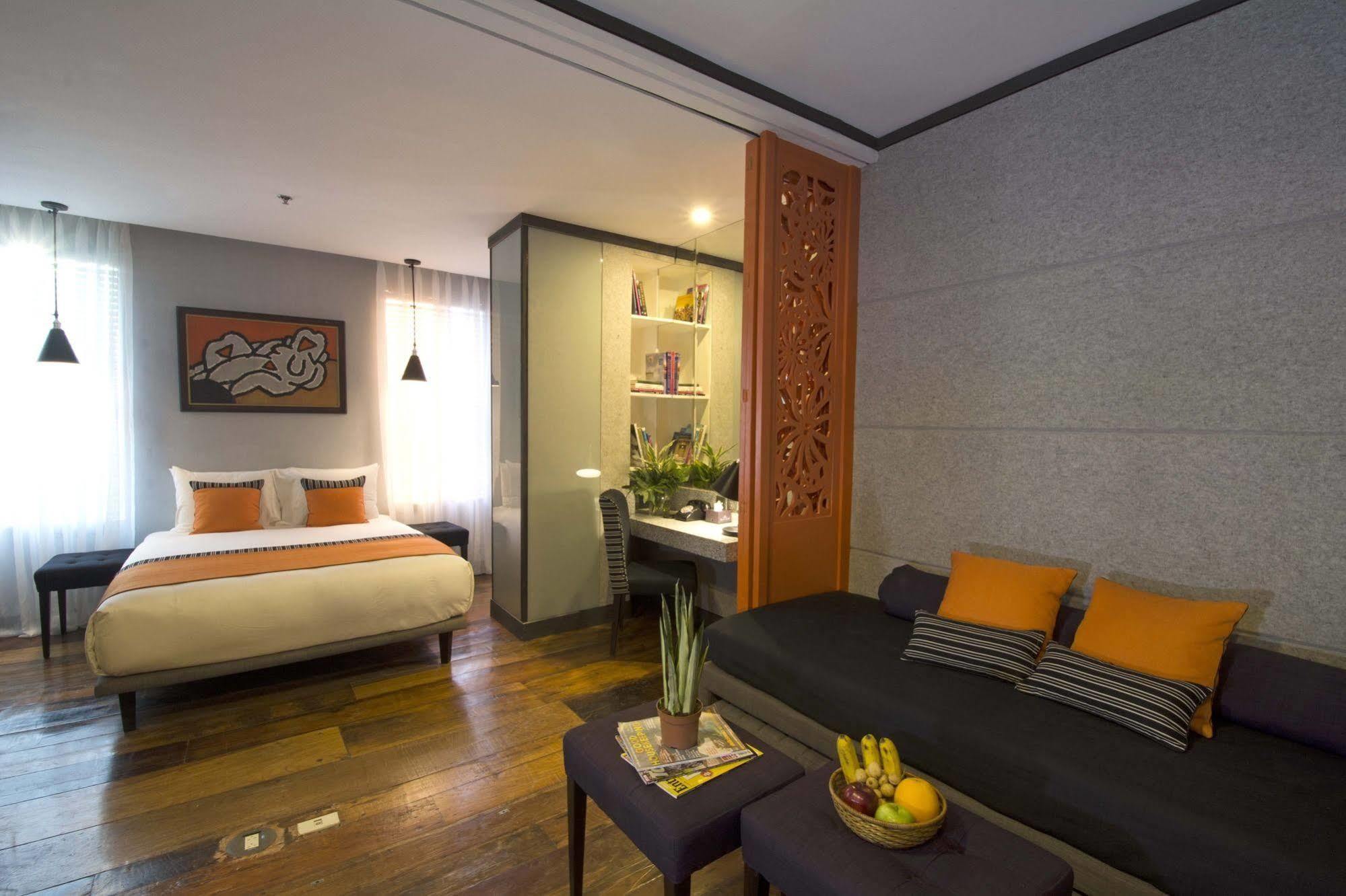 Hive Hotel Quezon City Eksteriør billede